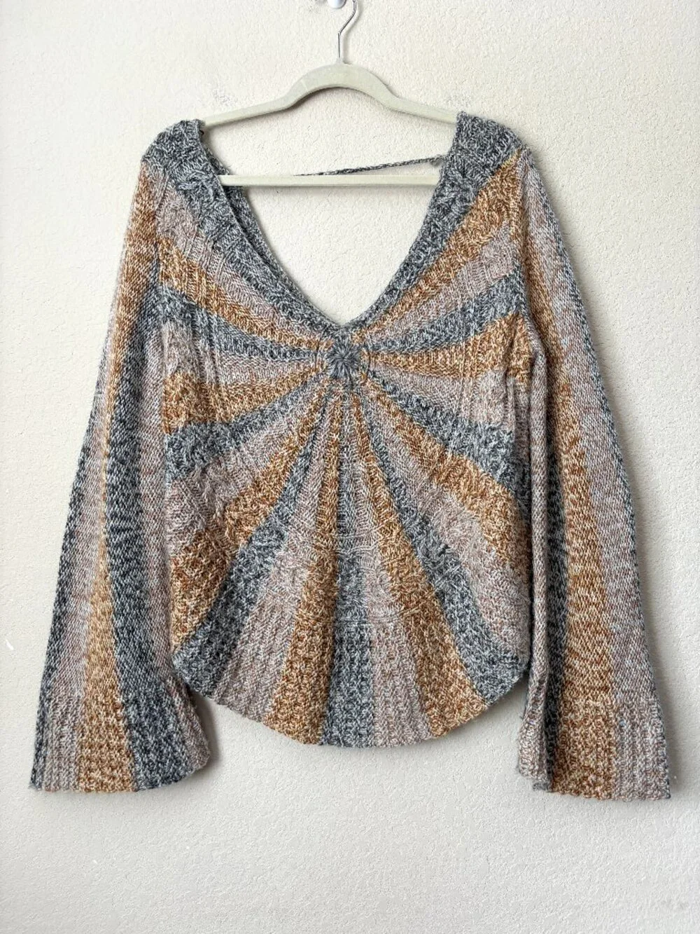 Free People Boho Cozy Wool Blend Pinwheel Sunburst Sweater in Butterscotch